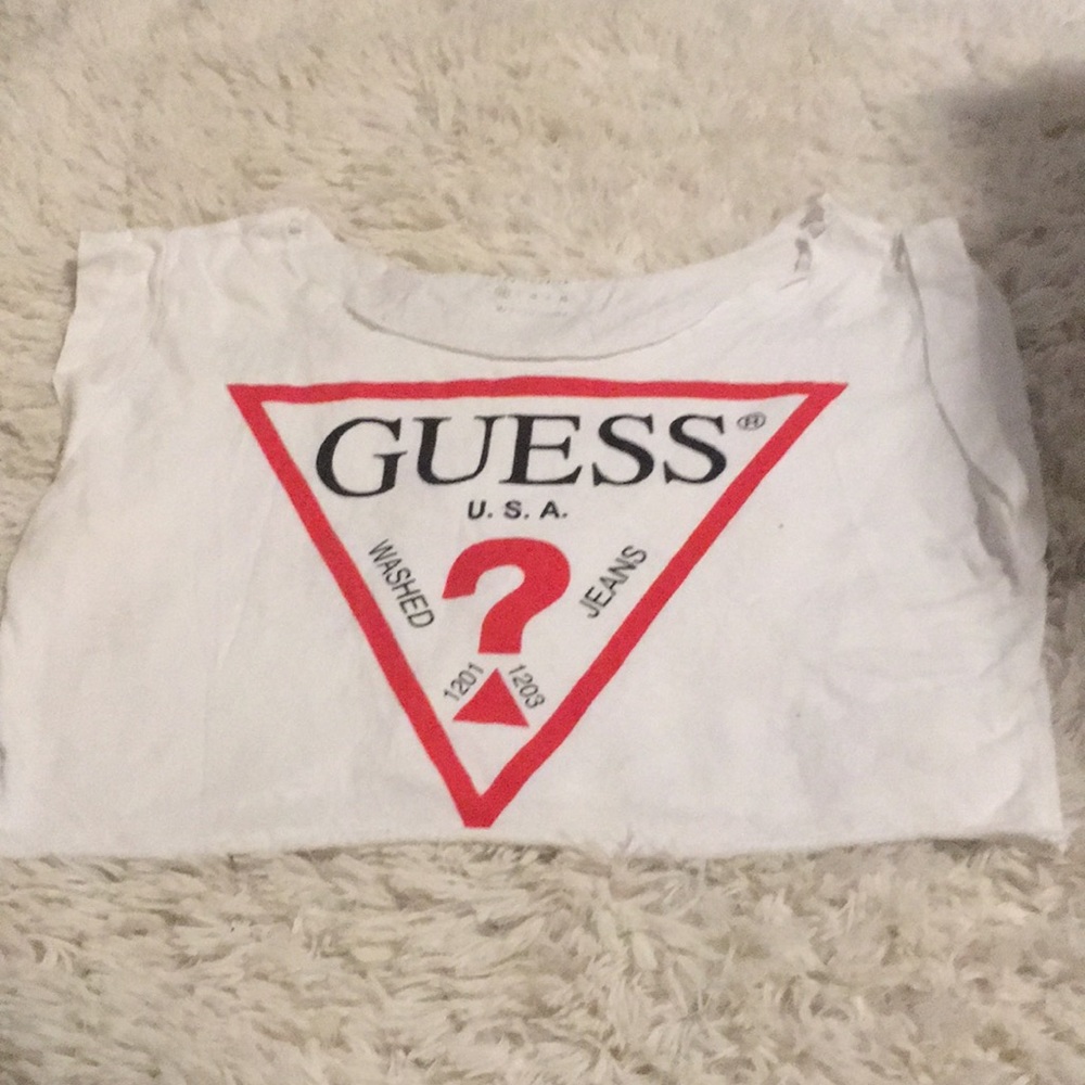 Off shoulder guess crop top